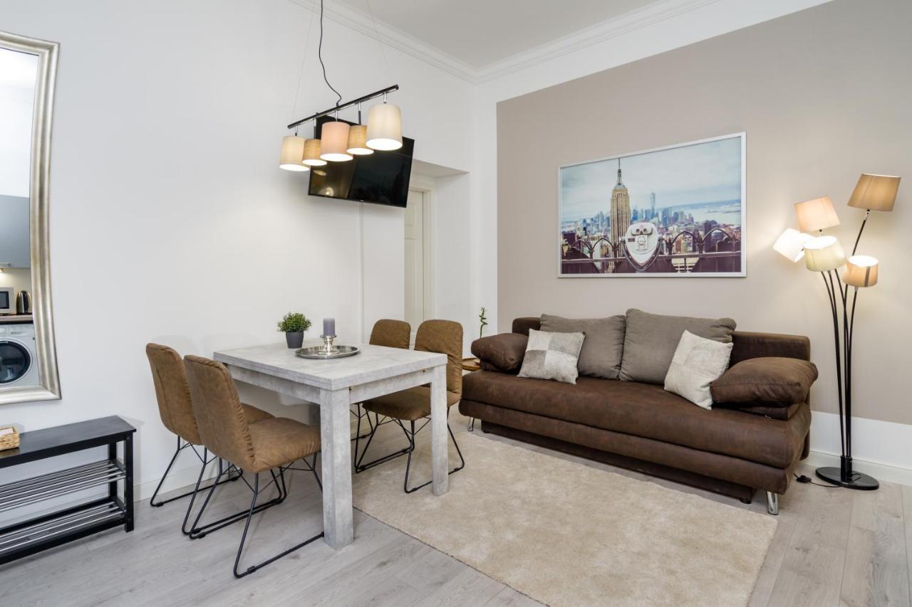 The Lohmeyerstr Hh, 2 Bed Rooms Up To 5 People Берлин Екстериор снимка