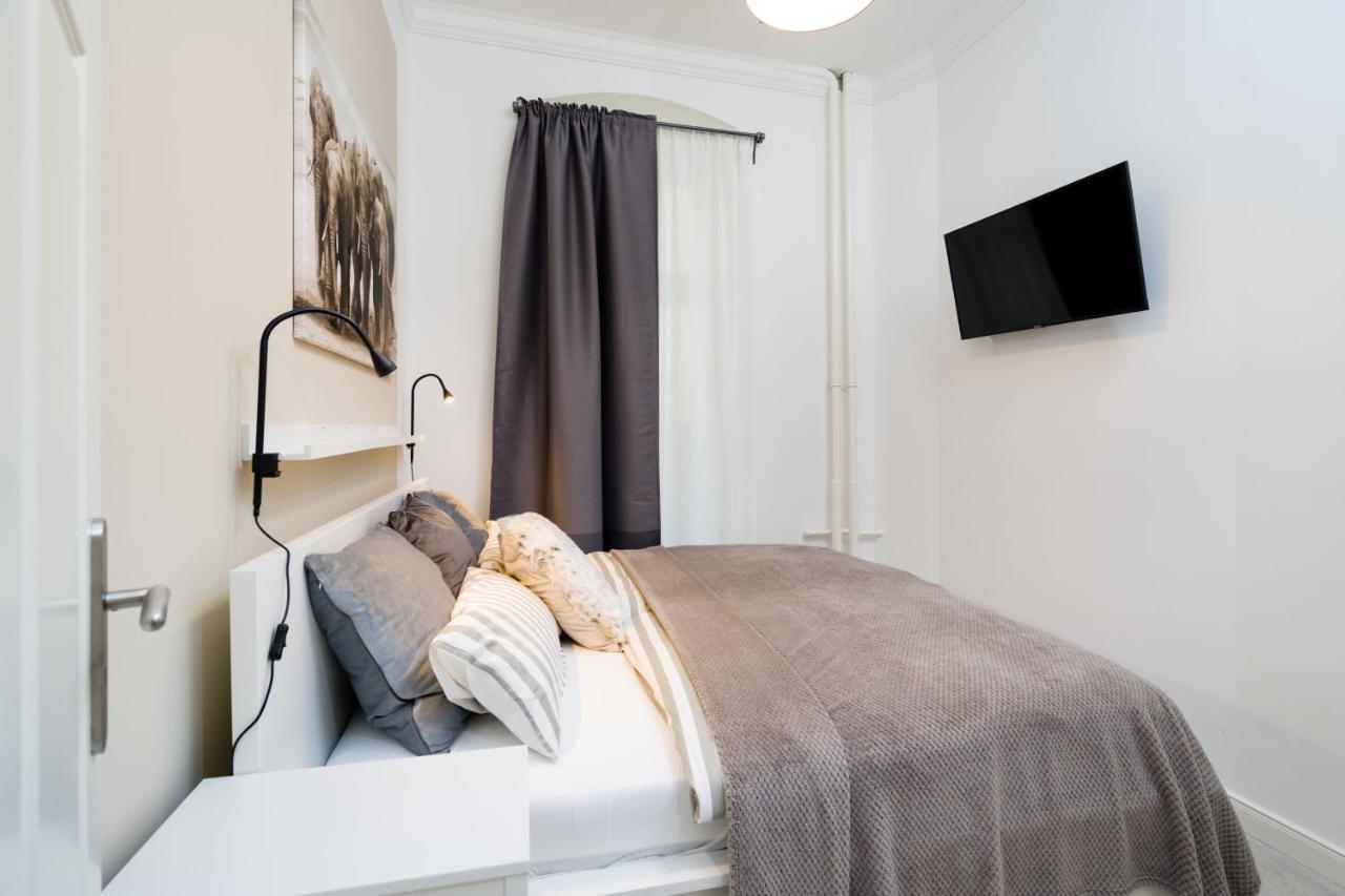 The Lohmeyerstr Hh, 2 Bed Rooms Up To 5 People Берлин Екстериор снимка