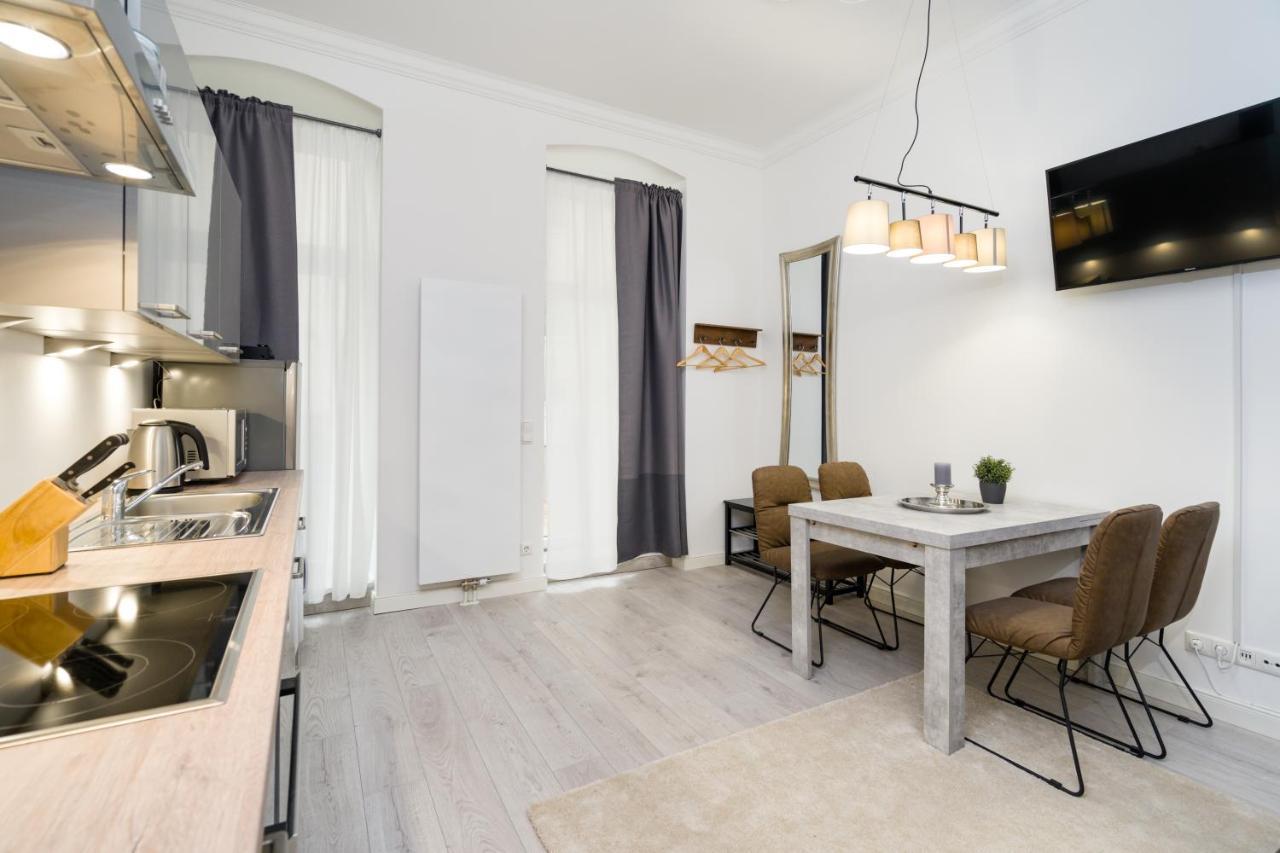 The Lohmeyerstr Hh, 2 Bed Rooms Up To 5 People Берлин Екстериор снимка
